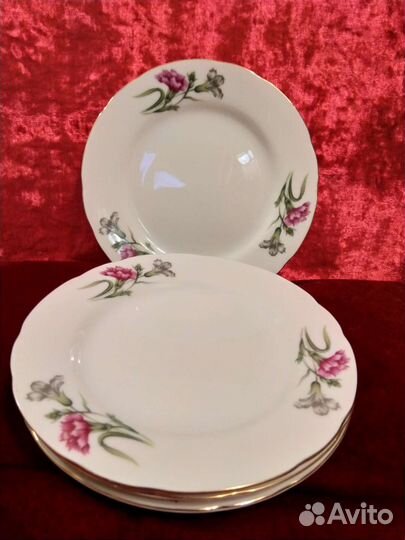 Тарелки(Япония), антикварная серебряная ложка,84пр