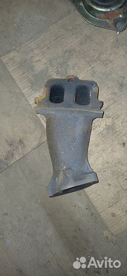 Продаю выпускной коллектор газ 2410