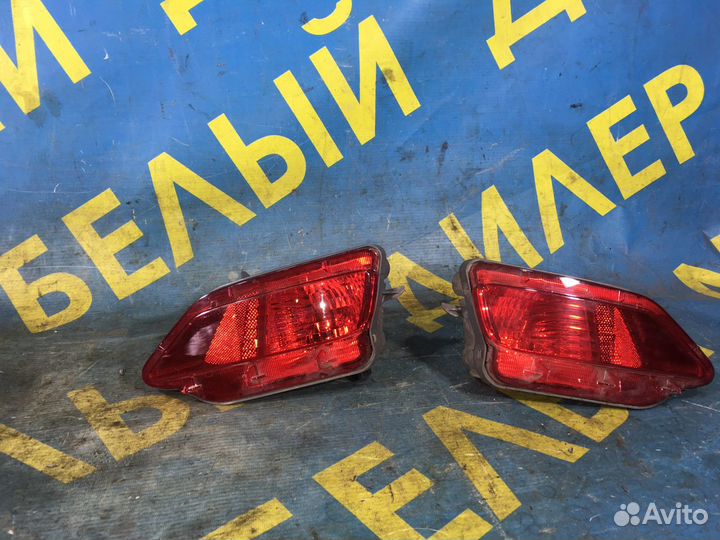 Фонарь в бампер Toyota RAV4