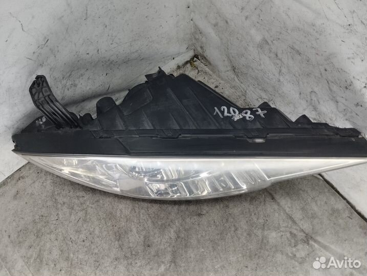 Фара правая Ssang Yong Actyon, Actyon Sports