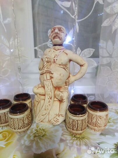 Кувшин для вина глиняный со стаканами. Новый