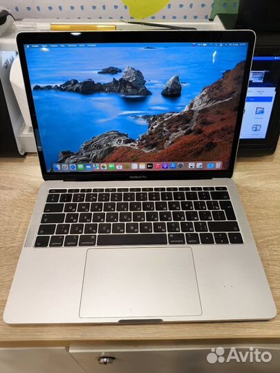Apple MacBook Pro 13 2017 года (A1708)