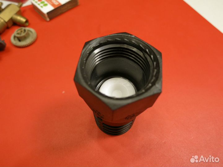 Обратный клапан 1 дюйм Италия