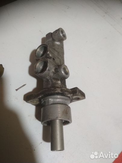 Главный тормозной цилиндр на skoda