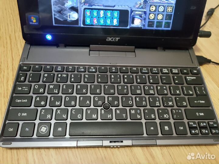 Планшет Acer Iconia Tab W500