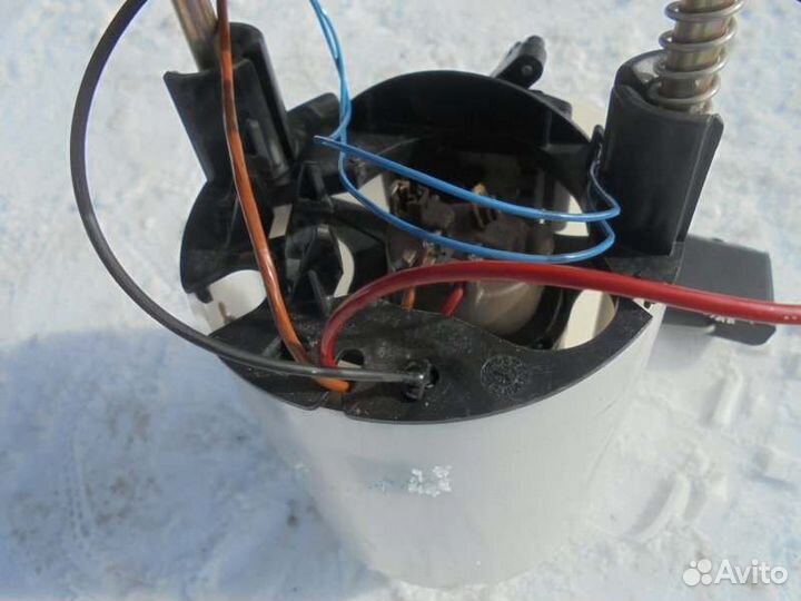 Топливный насос Bmw 3-Series E90 N52B25A 2006/8