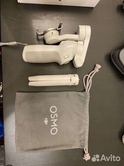 Стабилизатор для смартфона DJI Osmo Mobile 4 серый