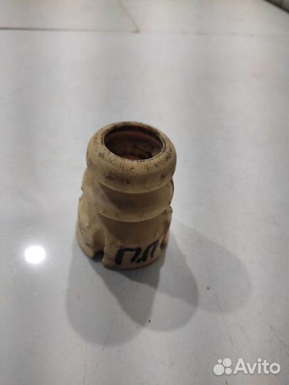 Демпфер амортизатора(передний правый)