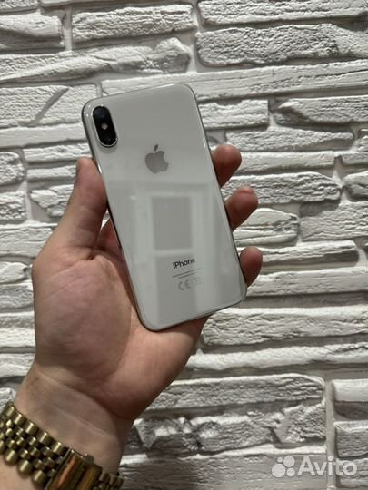 iPhone X, 64 ГБ