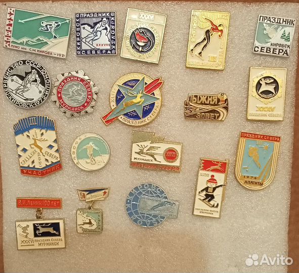 Значки.В.И.Ленин.Ленинград.Писатели.Поэты.Спорт