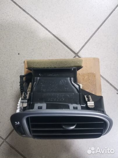 Дефлектор VW Polo серебристый