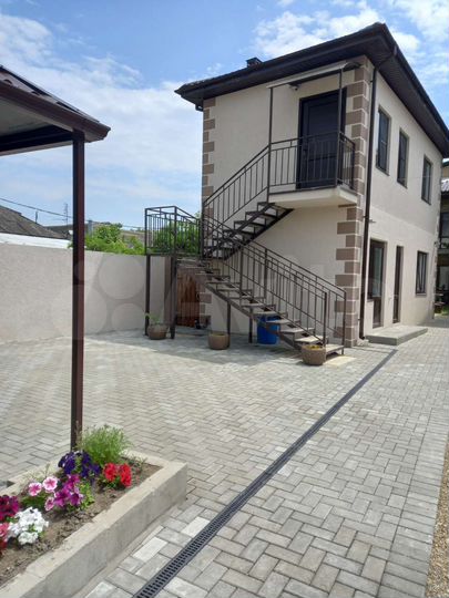 Дом 32 м² на участке 5 сот.