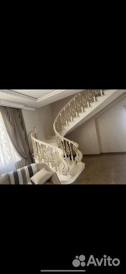 Изготовление лестниц из натурального дерева