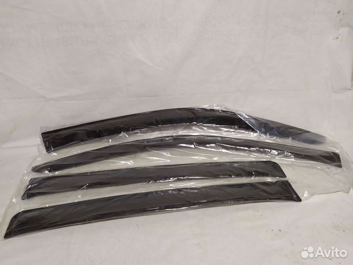 Ветровики Toyota Hilux