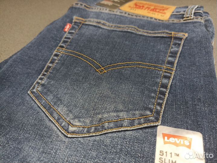 Джинсы Levis 511 синие с потертостью