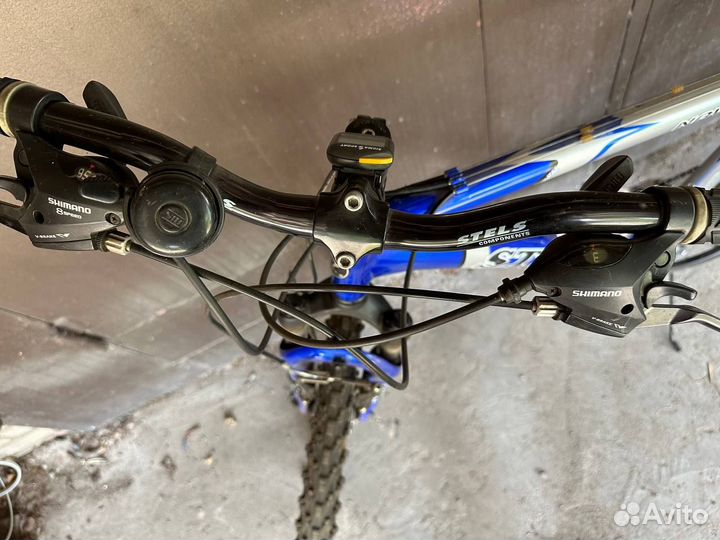 Велосипед взрослый горный Stels Navigator 870