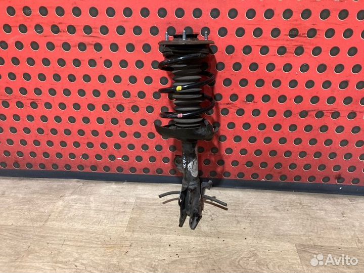 Амортизатор передний левый Lexus Ux mzah10R-awxbbw