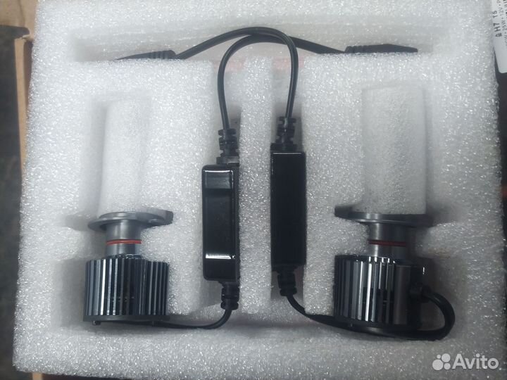 Продам LED лампочки H7