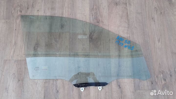 Стекло двери передней правой №61 RAV4 (XA50) 2020