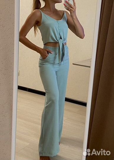 Костюм женский