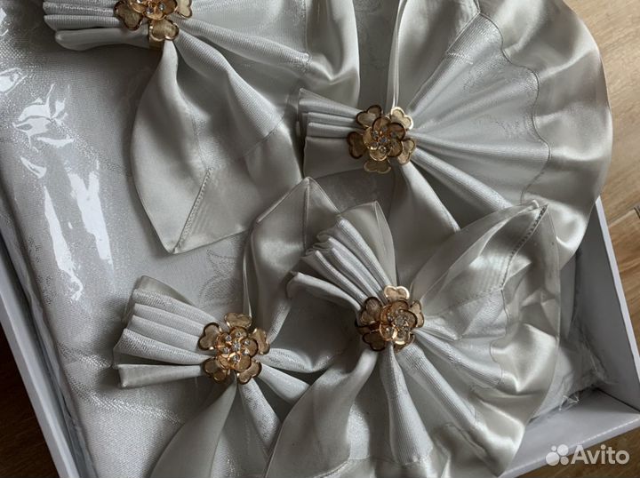 Скатерть праздничная и салфетки