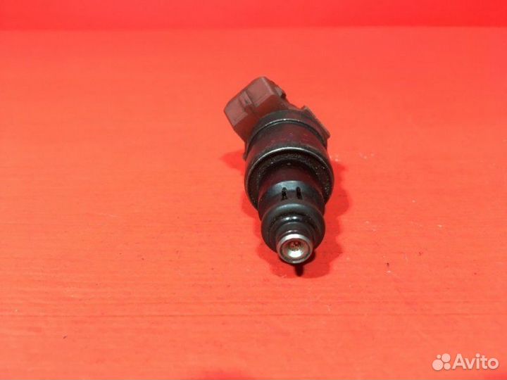 Форсунка Opel Astra F 1995