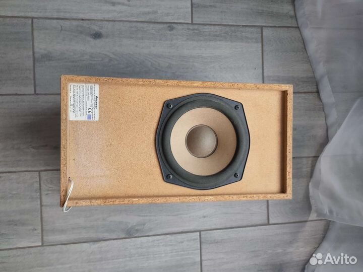 Сабвуфер Pioneer