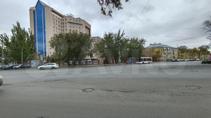 Офисы, 140 м²