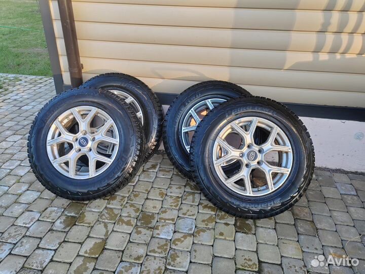 Колеса зимние 215/70/16 Hankook I Pike RW 11