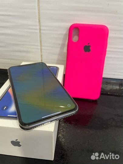 iPhone X, 64 ГБ