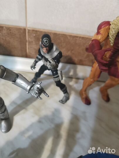 Фигурки супер герои пакетом