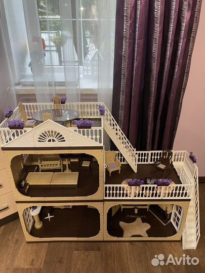 Домик кукольный