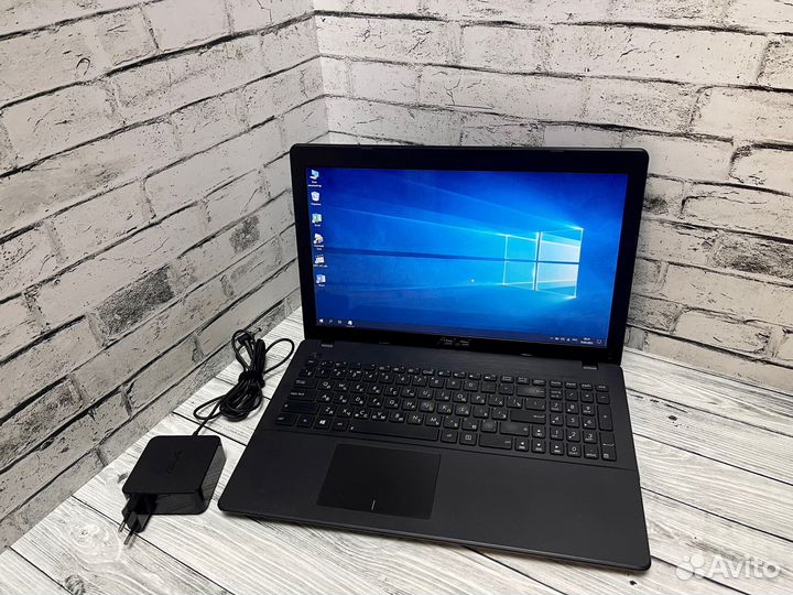 Бронь Офисный ноутбук Asus 2 видеокарты