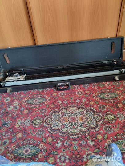 Фабричная Вязальная машина нева 2