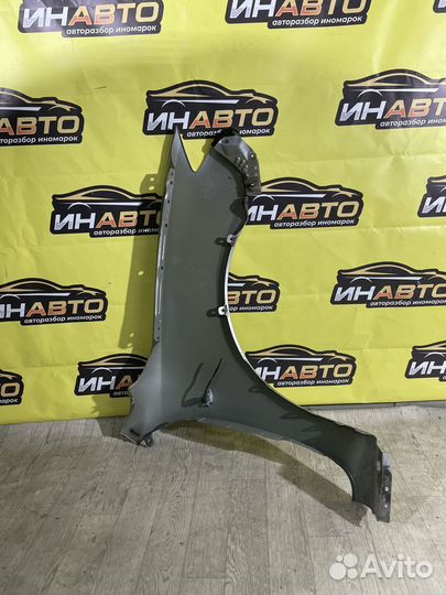 Переднее правое крыло mazda 3 bk