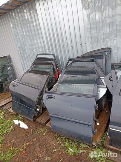 Двери на mazda 626 ge