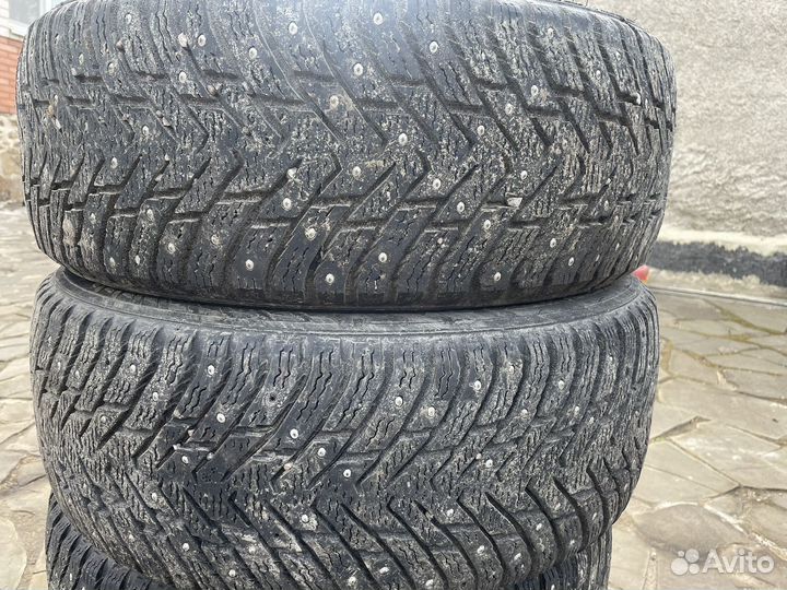 Nokian Tyres Hakkapeliitta 8 215/55 R17