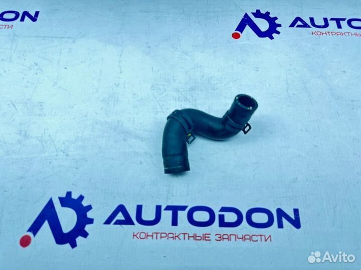 Патрубок охлождения Mercedes C-Class W204