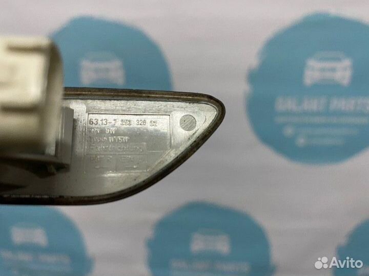 Повторитель поворота в крыло правый Bmw X1 E84