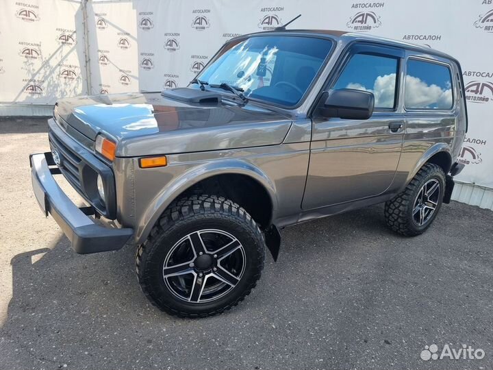 LADA 4x4 (Нива) 1.7 МТ, 2020, 22 760 км