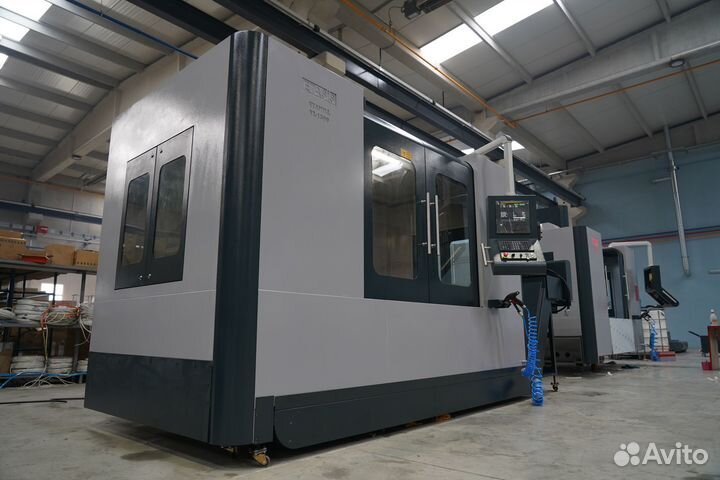 Фрезерный станок с чпу 3-осевой VL-1300, Etasis