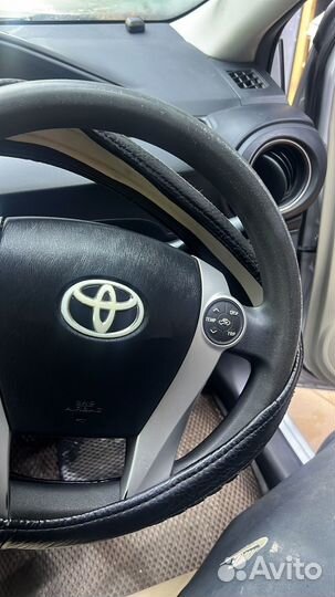 Замена эмблемы на руле