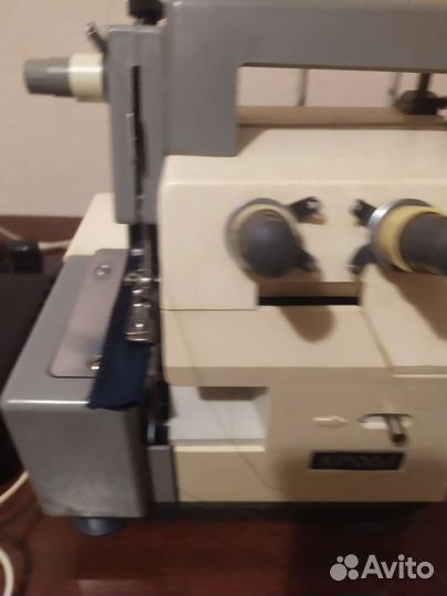 Машина краеобметочная бытовая Крош