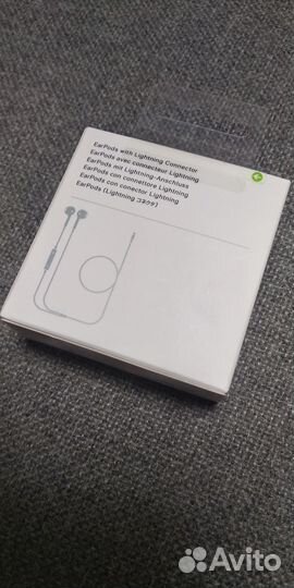 Наушники Apple EarPods lightning