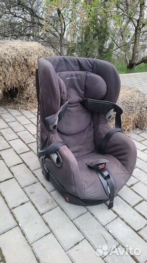 Автокресло поворотное