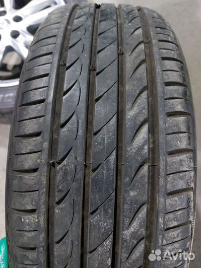 Yokohama BluEarth AE01 175/70 R14