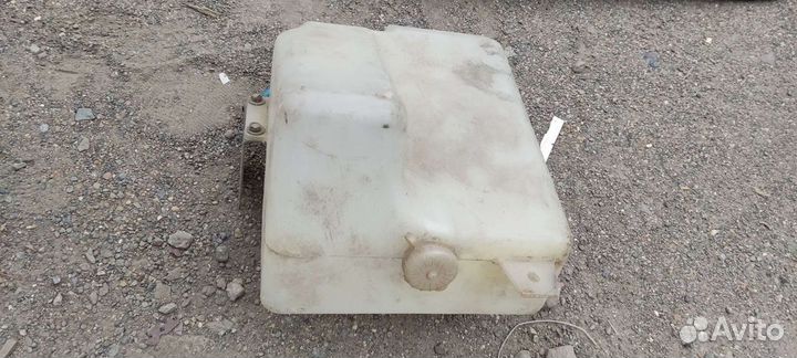 Бак для моторной лодки емкость