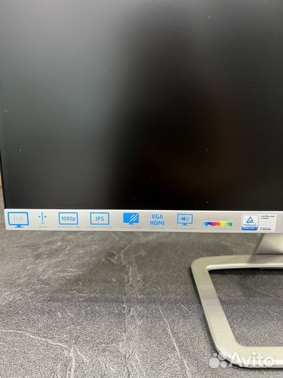 Безрамочный монитор 24 HP IPS