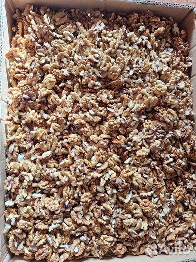 Грецкий орех очищенный и в скорлупе,Крым