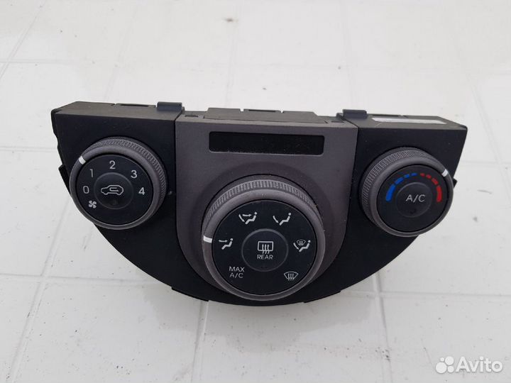 Блок управления печкой Kia Soul 2010 1.6